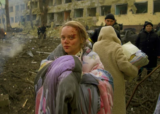 Contemporary no comment series IV - blind